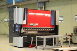 thang may khong hop so